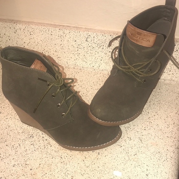 Nautica Shoes - Nautica Green olive boots